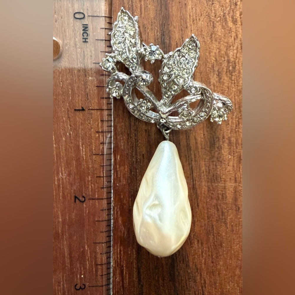 VTG Silver and Cream Brooch Faux Dangling Brooch Clear Rhinestone Bridal